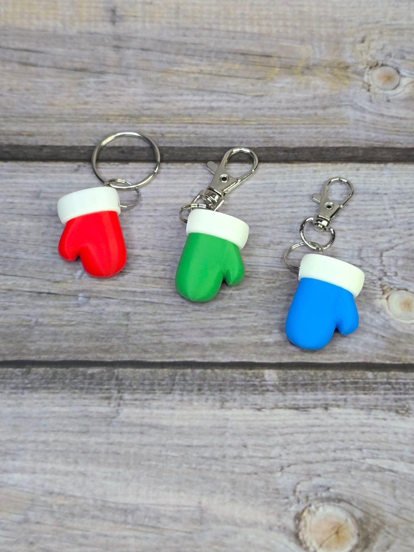 3D Printed Christmas Glove Ornament - Festive Holiday Decor