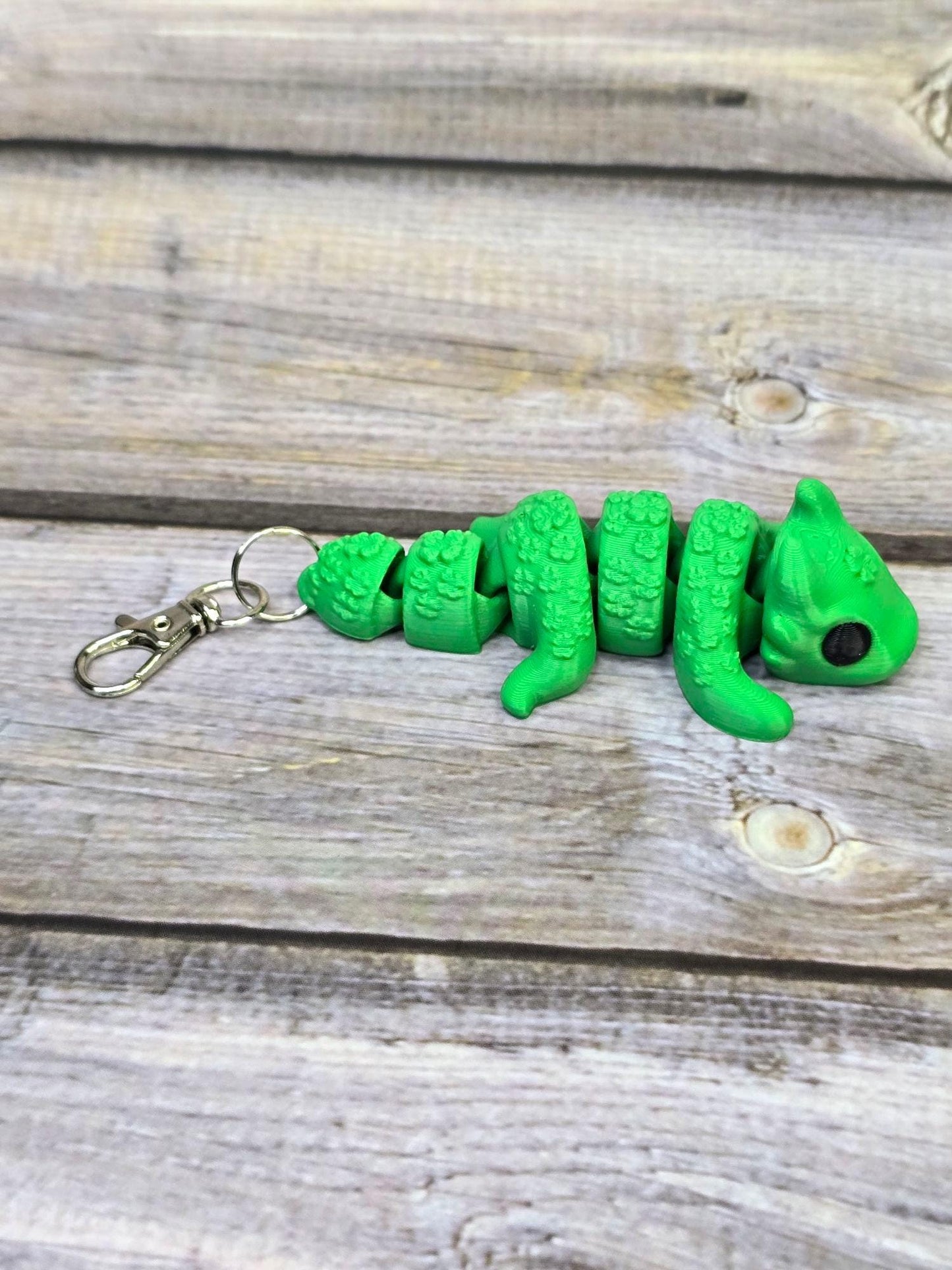 Lucky Clover Dragon 3D-Printed Figure – Fantasy Decor St Patricks Day Gift