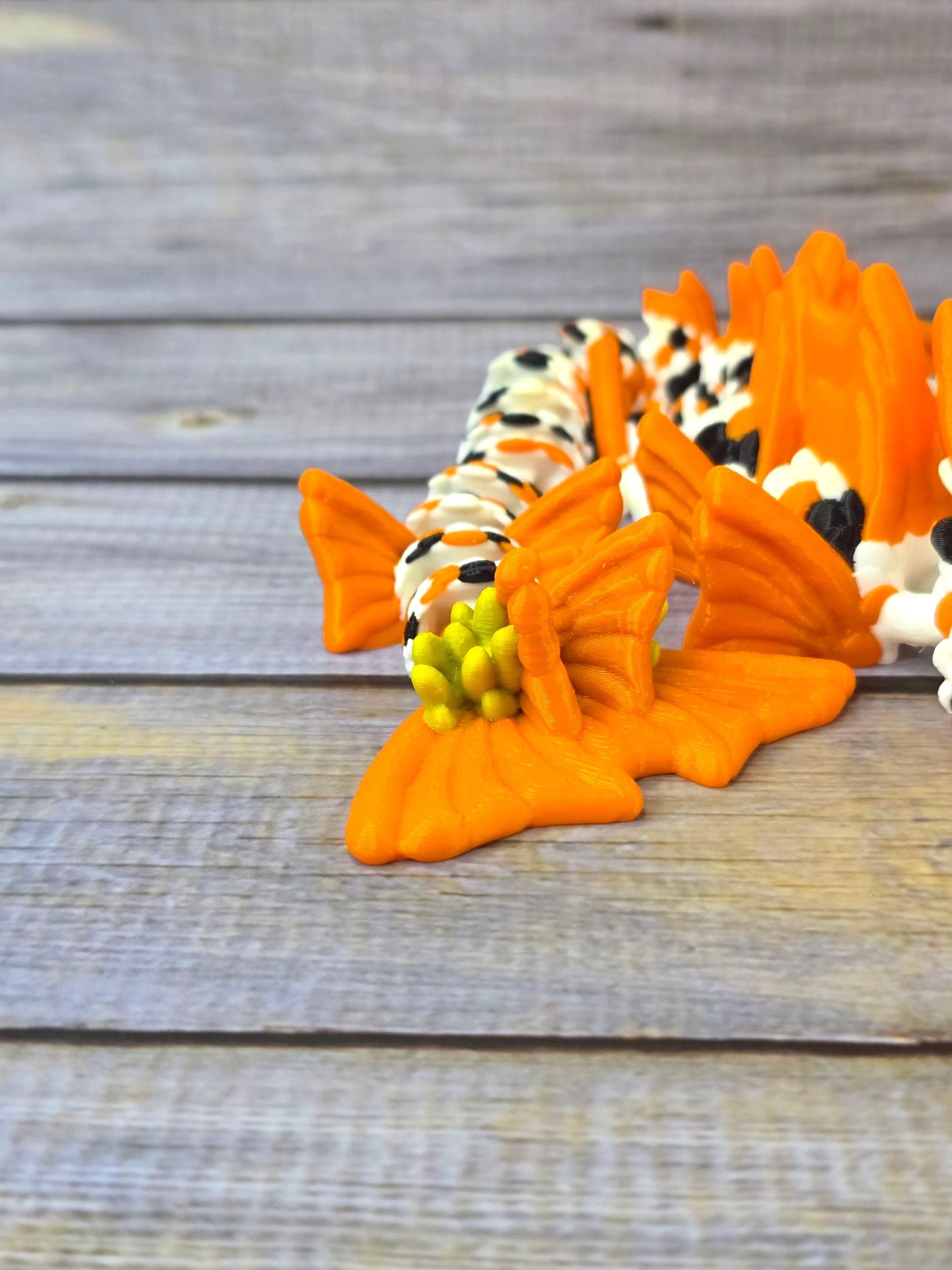 3D Printed Articulated Koi Dragon – Poseable Japanese Dragon Toy, Colorful Fantasy Collectible, Fidget Desk Pet