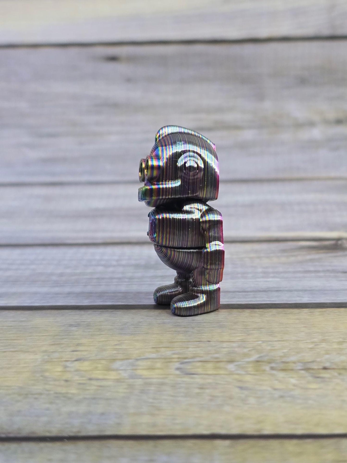 3D Printed Robot Toy – Articulated Mini Robot Figure, Keychain, or Necklace – Rainbow PLA – Cute Retro Robot Collectible