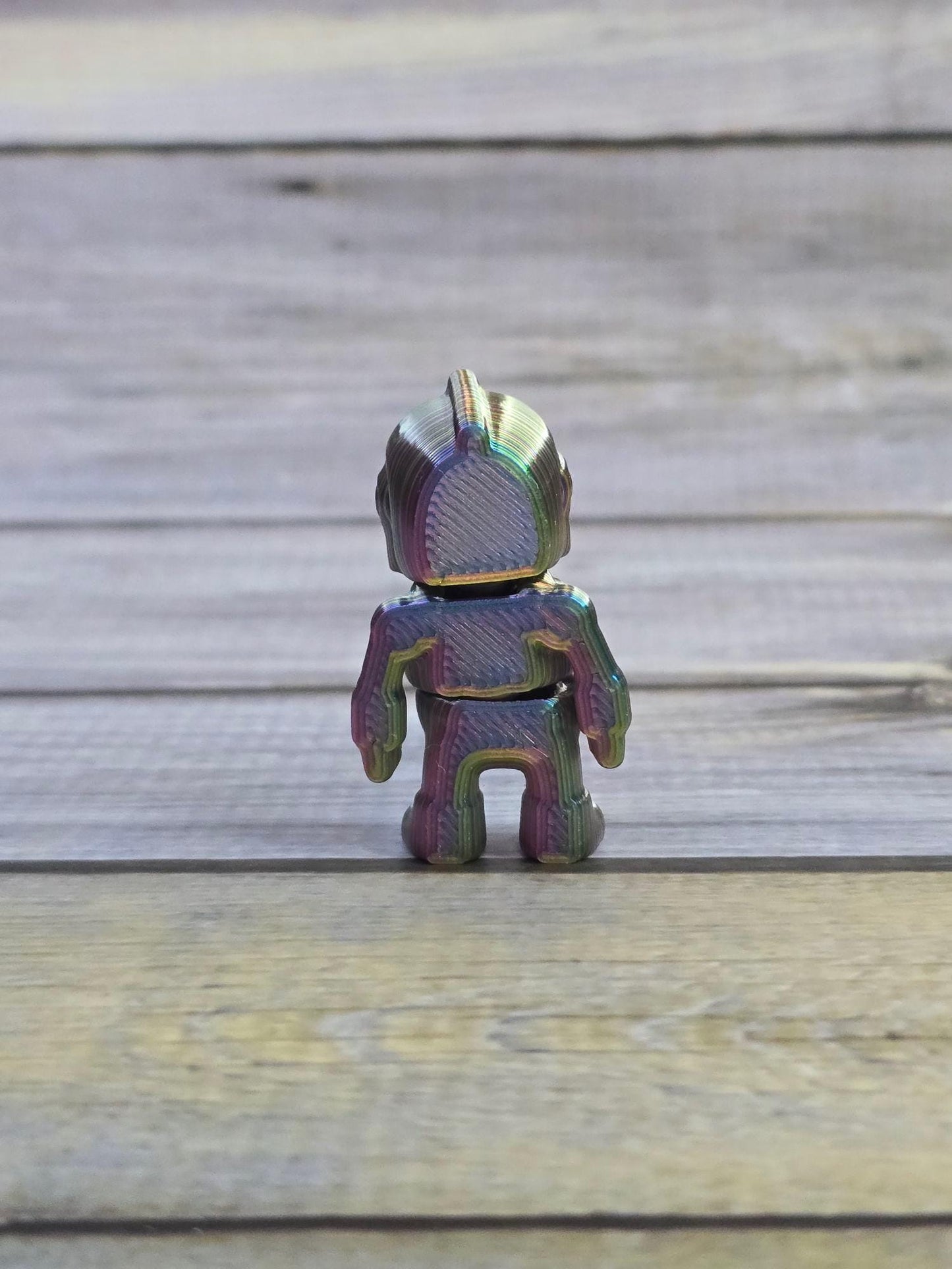 3D Printed Robot Toy – Articulated Mini Robot Figure, Keychain, or Necklace – Rainbow PLA – Cute Retro Robot Collectible