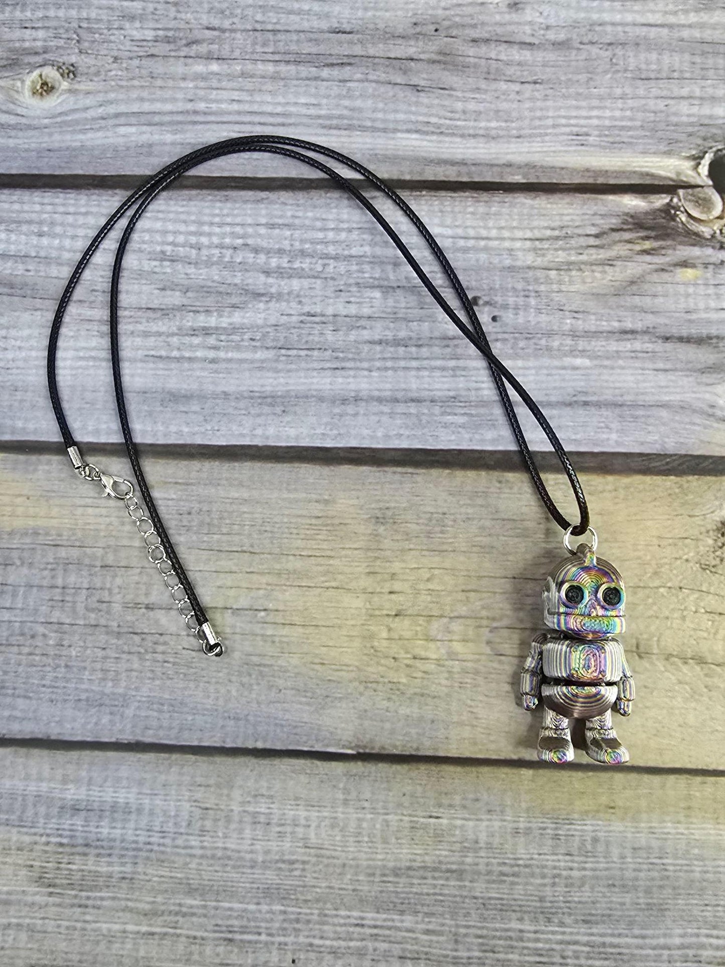 3D Printed Robot Toy – Articulated Mini Robot Figure, Keychain, or Necklace – Rainbow PLA – Cute Retro Robot Collectible