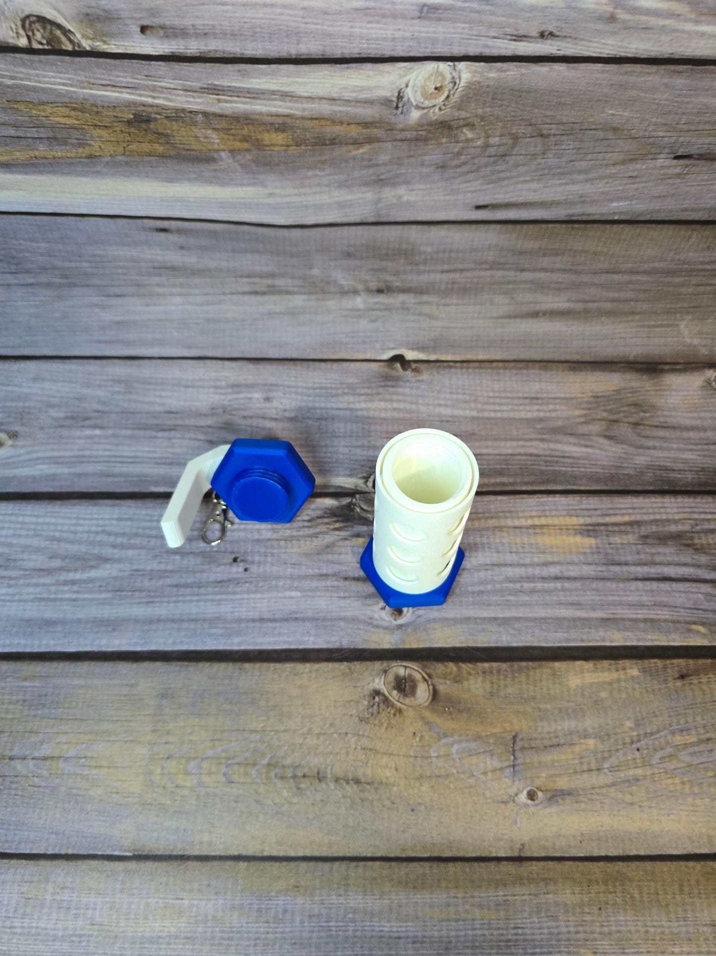 Stash Bang – 3D Printed Grenade-Inspired Secret Storage Container | Novelty Keychain with Hidden Compartment