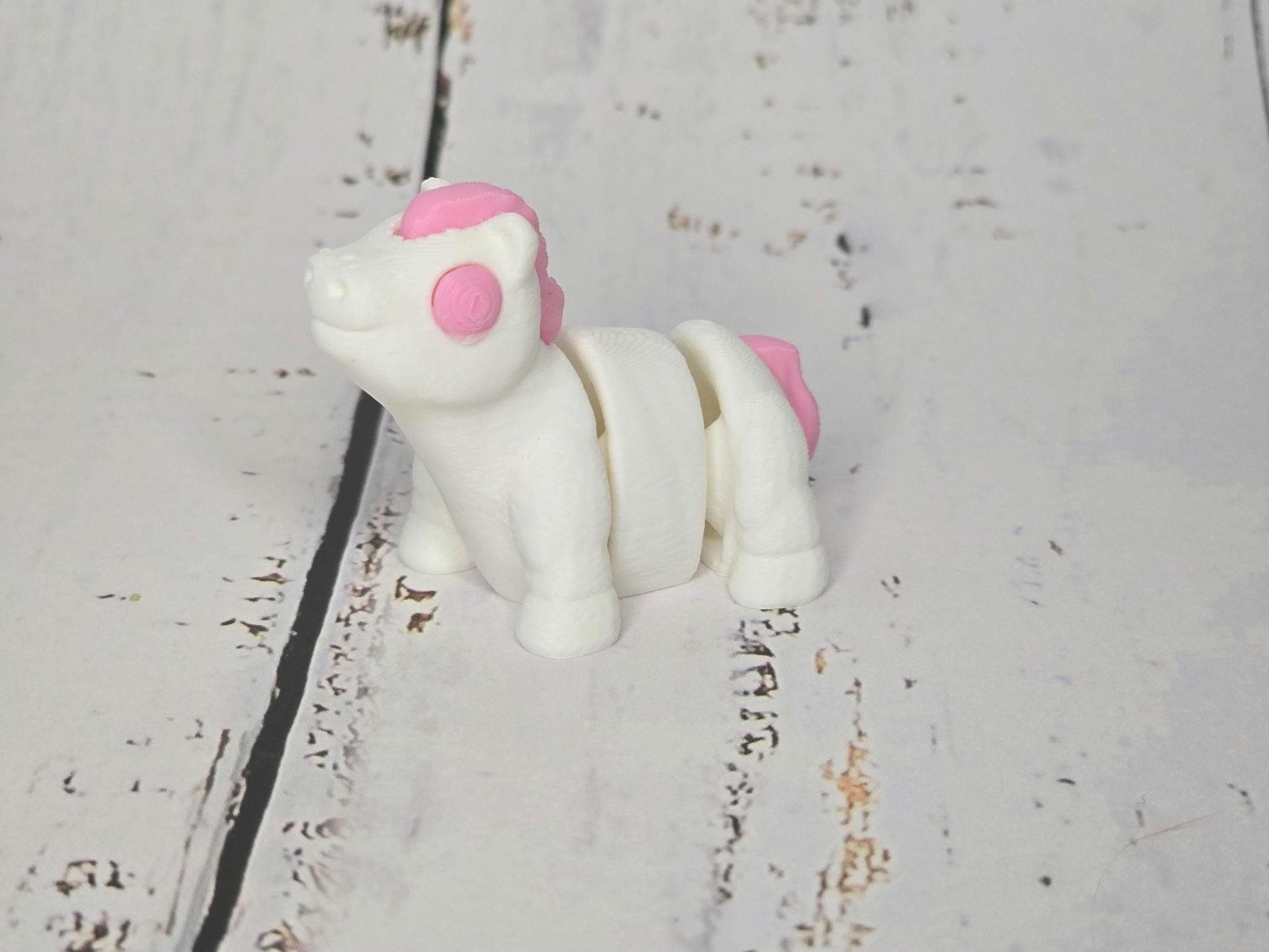 Mini Articulated 3D Printed Horse - Flexible Figurine - Posable Toy - Unique Gift - Desk Decor